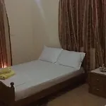 Apartahotel Lagjini 3*