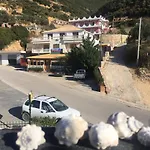 Lagjini 3*
