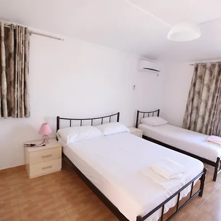 Lagjini Apartmanhotel Lukova