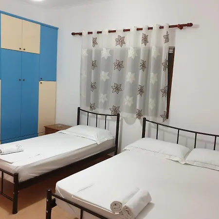 Lagjini Apartmanhotel 3*