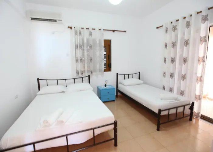 Lagjini Aparthotel