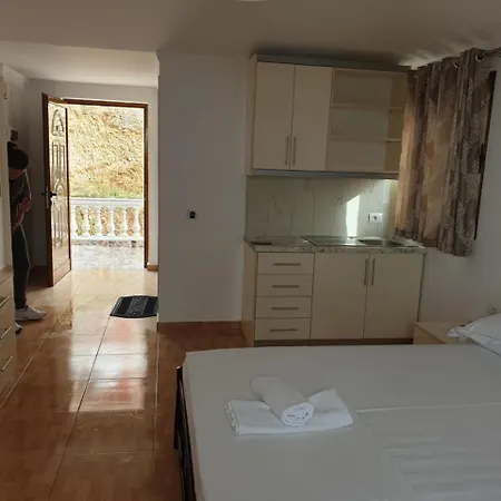 Lagjini Aparthotel Lukove